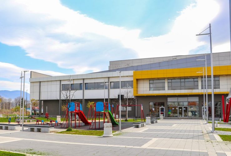 Kompleks zatvorenog bazena u Pirotu